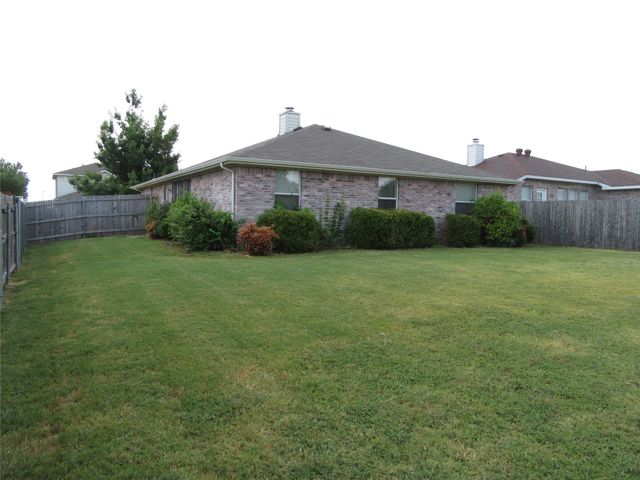 319 Lake Wichita Drive, Wylie, TX 75098