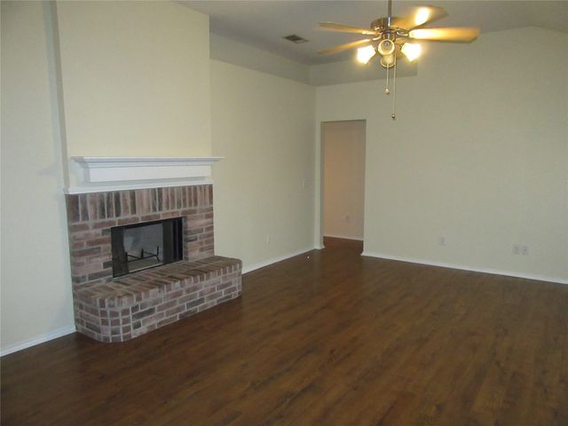 319 Lake Wichita Drive, Wylie, TX 75098
