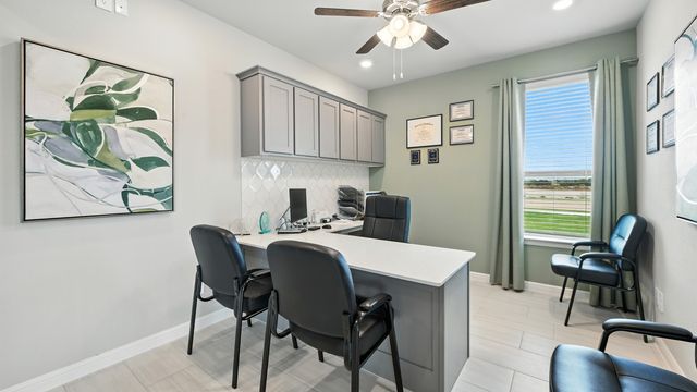 509 BABBLING BROOK Drive, Denton, TX 76259