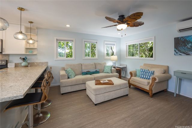 409 Wanaao Road, Kailua, HI 96734