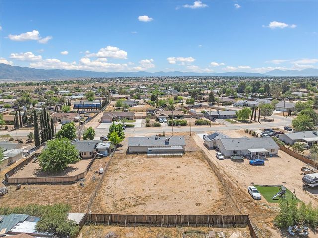 19068 Goleta Street, Hesperia, CA 92345