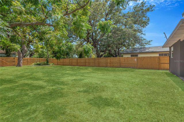 4628 15TH AVENUE S, St Petersburg, FL 33711
