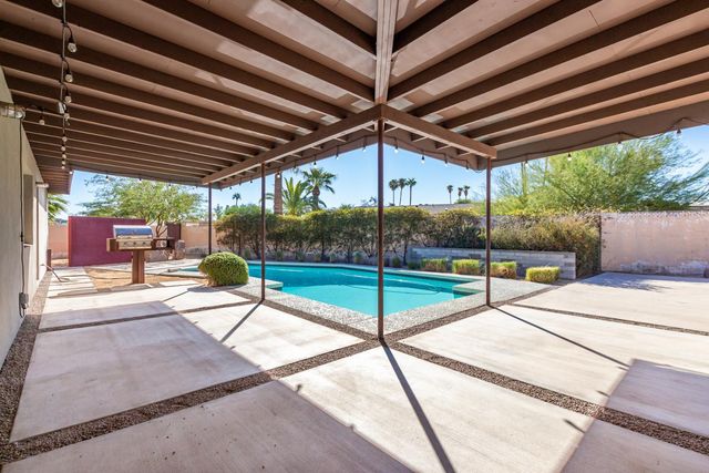 3509 E Cannon Drive, Phoenix, AZ 85028