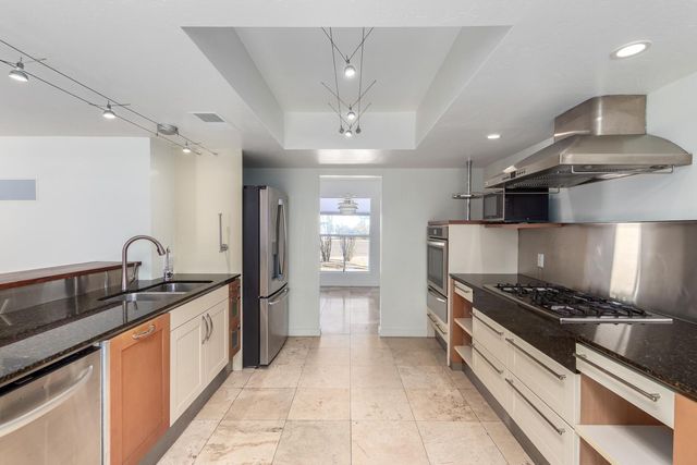 3509 E Cannon Drive, Phoenix, AZ 85028