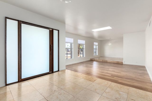 3509 E Cannon Drive, Phoenix, AZ 85028
