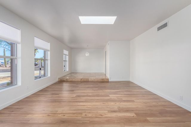 3509 E Cannon Drive, Phoenix, AZ 85028