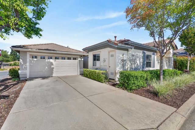 751 Silchester Ct, Folsom, CA 95630
