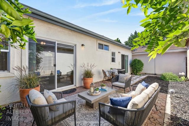 751 Silchester Ct, Folsom, CA 95630