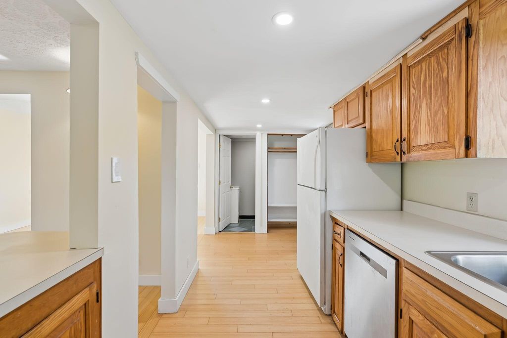 143 Summer Street, Kennebunk, ME 04043 — photo 4