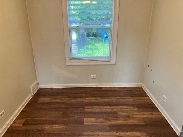 18512 Dixie Highway, Homewood, IL 60430