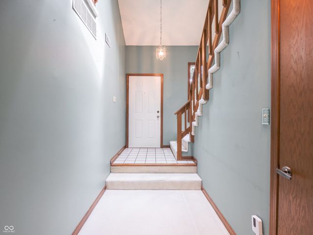 4624 Stansbury Lane, Indianapolis, IN 46254