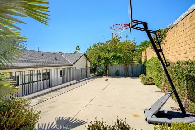 334 Hill, Monrovia, CA 91016