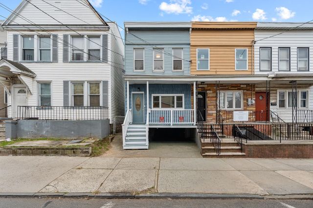 183 LEXINGTON AVE, Jc, West Bergen, NJ 07304