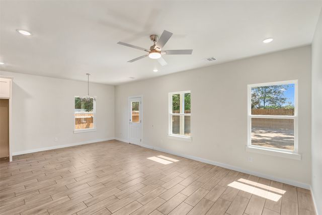 6164 Cheyenne Trail, Mabank, TX 75156