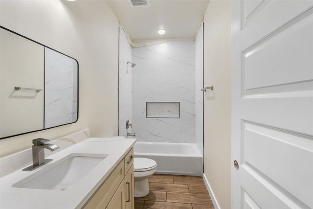6164 Cheyenne Trail, Mabank, TX 75156