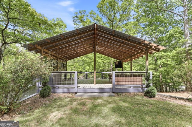 5046 McKinzey Lane, Flowery Branch, GA 30542