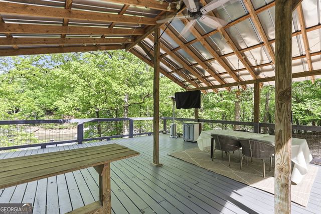 5046 McKinzey Lane, Flowery Branch, GA 30542