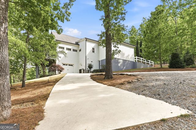 5046 McKinzey Lane, Flowery Branch, GA 30542