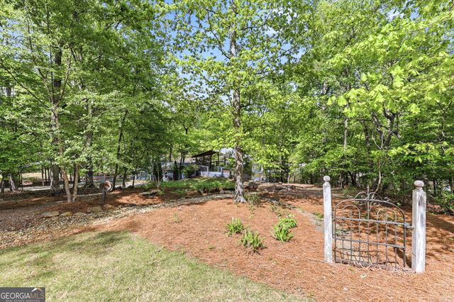 5046 McKinzey Lane, Flowery Branch, GA 30542