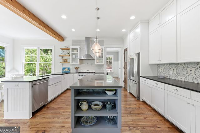 5046 McKinzey Lane, Flowery Branch, GA 30542