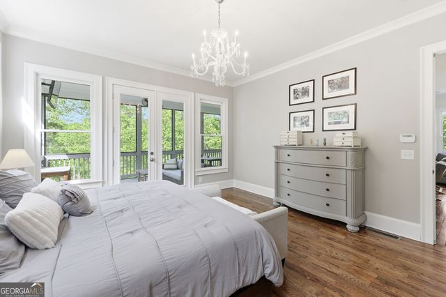 5046 McKinzey Lane, Flowery Branch, GA 30542