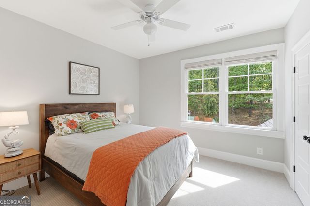 5046 McKinzey Lane, Flowery Branch, GA 30542