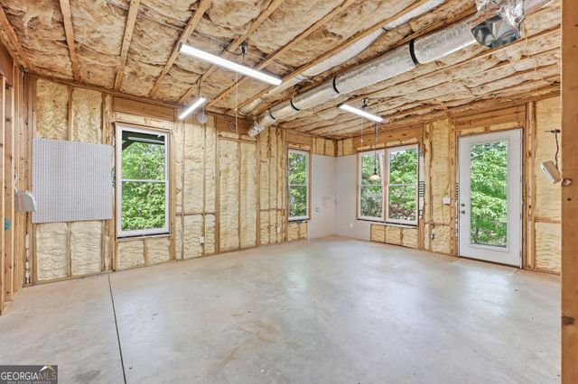5046 McKinzey Lane, Flowery Branch, GA 30542