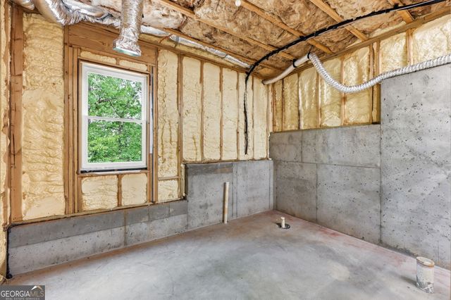 5046 McKinzey Lane, Flowery Branch, GA 30542