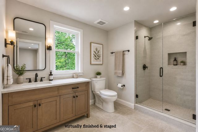 5046 McKinzey Lane, Flowery Branch, GA 30542