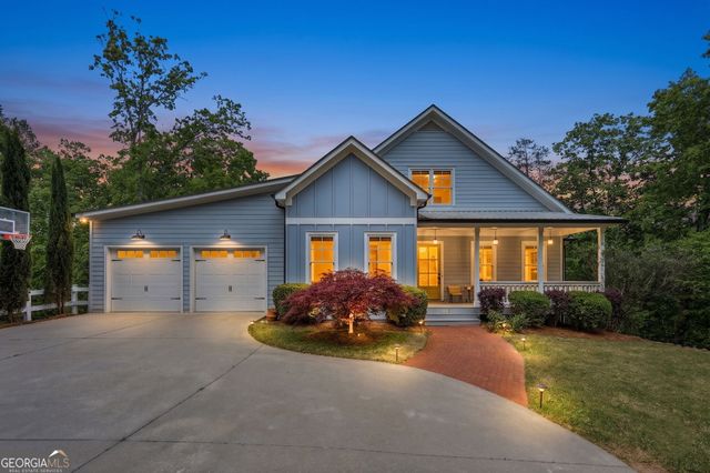 5046 McKinzey Lane, Flowery Branch, GA 30542