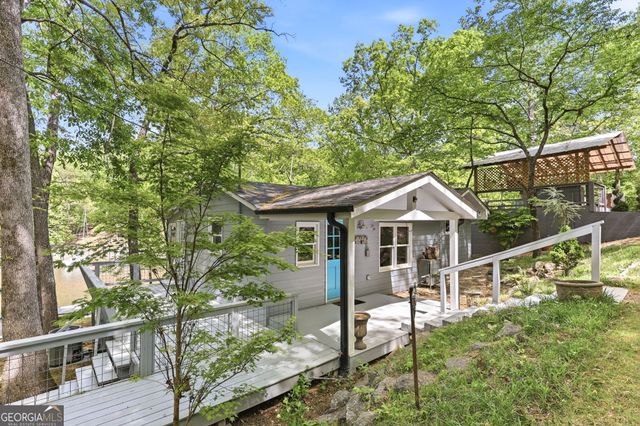 5046 McKinzey Lane, Flowery Branch, GA 30542