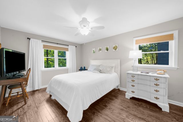 5046 McKinzey Lane, Flowery Branch, GA 30542
