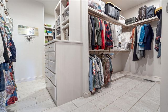 16 Ellwood Circle, Bella Vista, AR 72715