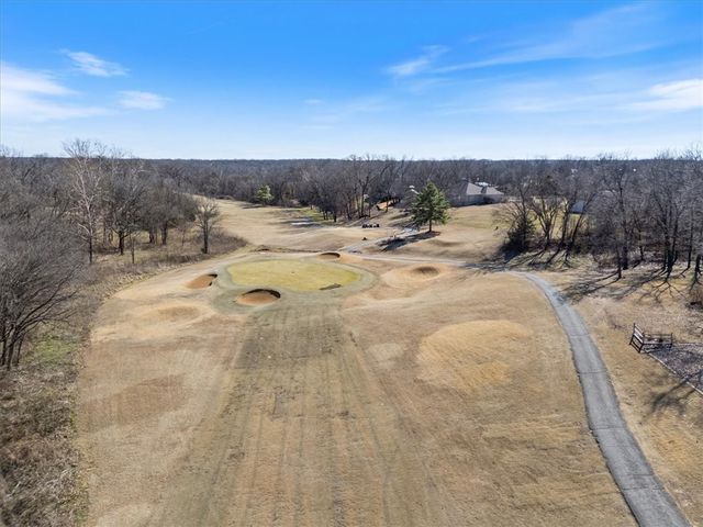 16 Ellwood Circle, Bella Vista, AR 72715