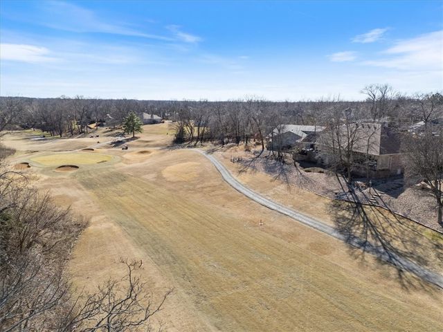16 Ellwood Circle, Bella Vista, AR 72715