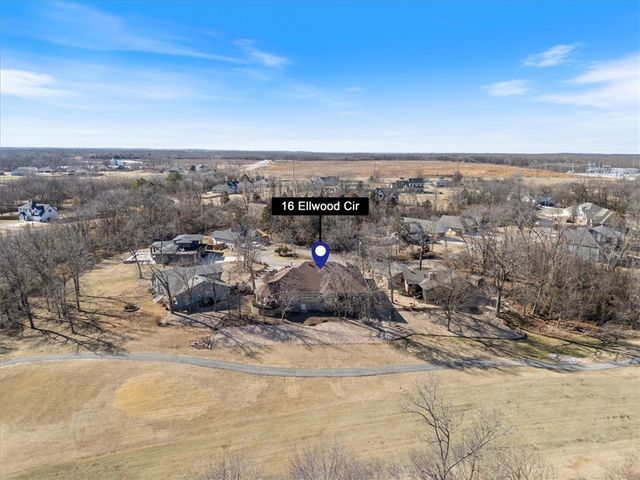 16 Ellwood Circle, Bella Vista, AR 72715