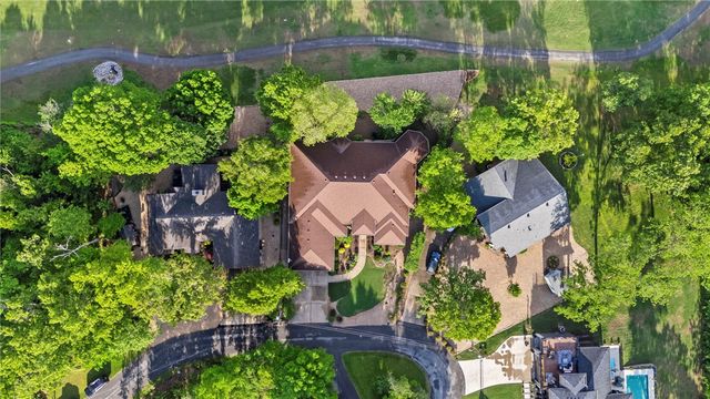 16 Ellwood Circle, Bella Vista, AR 72715