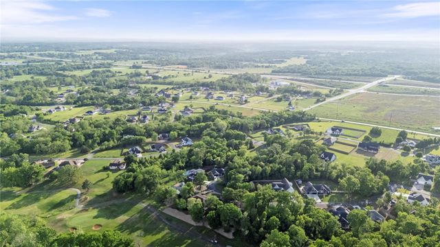 16 Ellwood Circle, Bella Vista, AR 72715