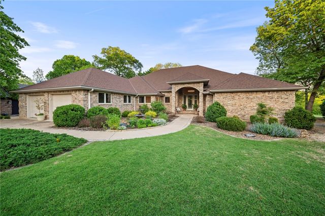 16 Ellwood Circle, Bella Vista, AR 72715