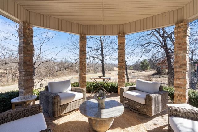 16 Ellwood Circle, Bella Vista, AR 72715