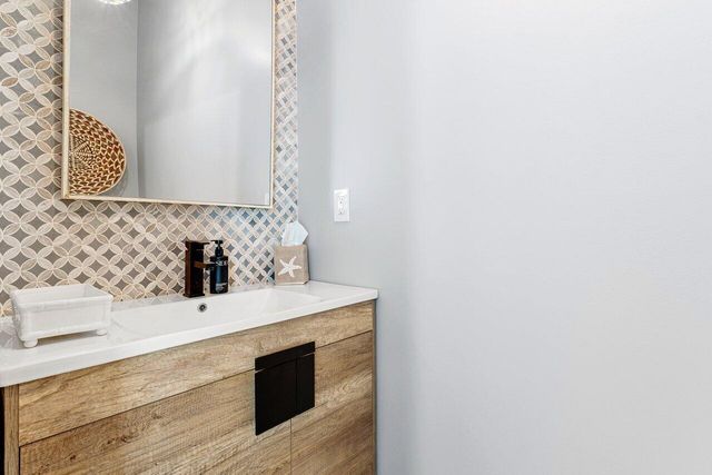 2115 S Ocean Boulevard 3, Delray Beach, FL 33483