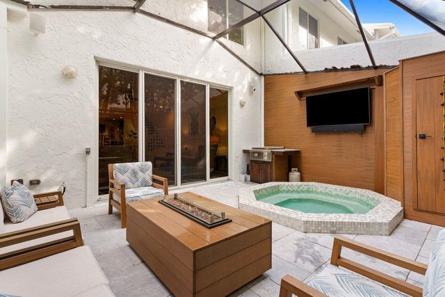 2115 S Ocean Boulevard 3, Delray Beach, FL 33483