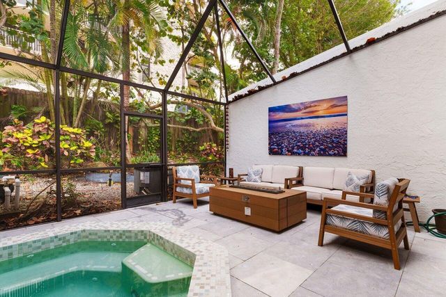 2115 S Ocean Boulevard 3, Delray Beach, FL 33483