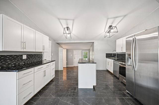 350 Diley Road, Pickerington, OH 43147