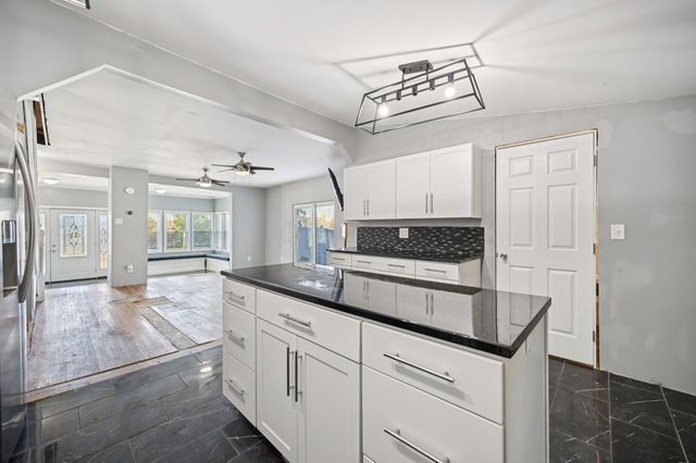 350 Diley Road, Pickerington, OH 43147