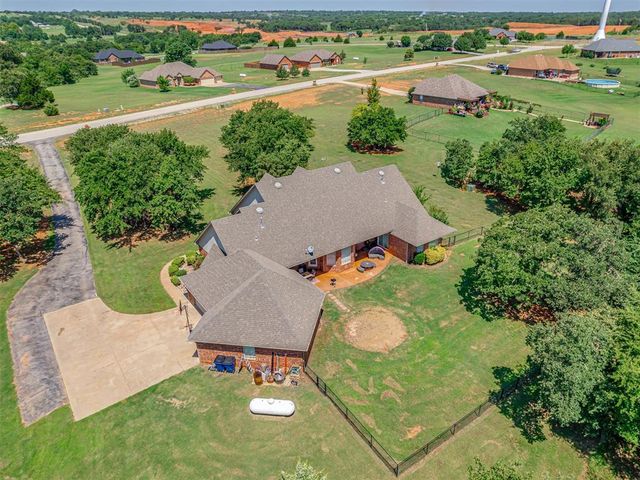 1810 Sandpiper Drive, Blanchard, OK 73010