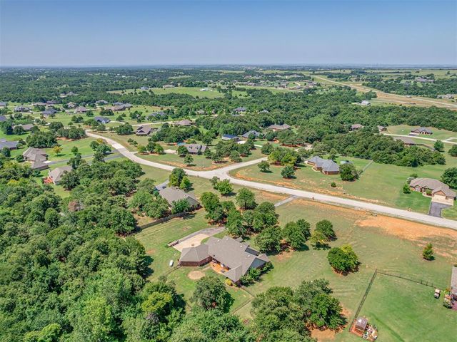 1810 Sandpiper Drive, Blanchard, OK 73010