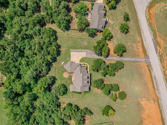 1810 Sandpiper Drive, Blanchard, OK 73010