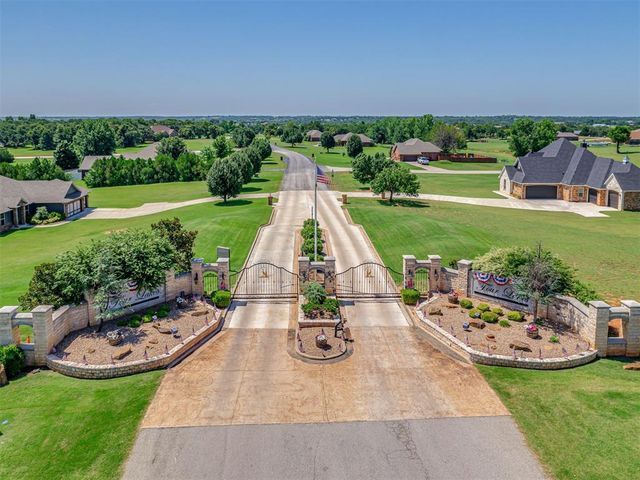 1810 Sandpiper Drive, Blanchard, OK 73010