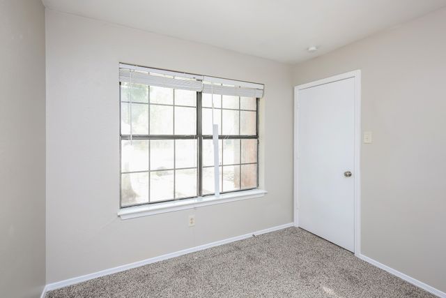 6216 Fairlane Drive, Arlington, TX 76001
